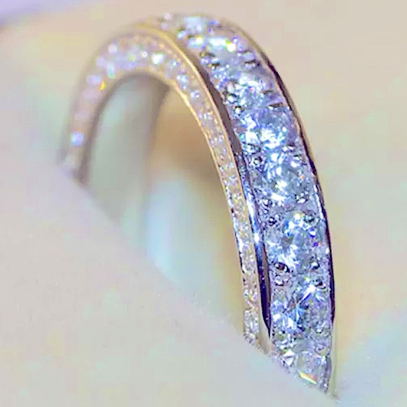 COPY - Wedding Band Ring Paved Crystal Zircon Brilliant - Picture 3 of 9